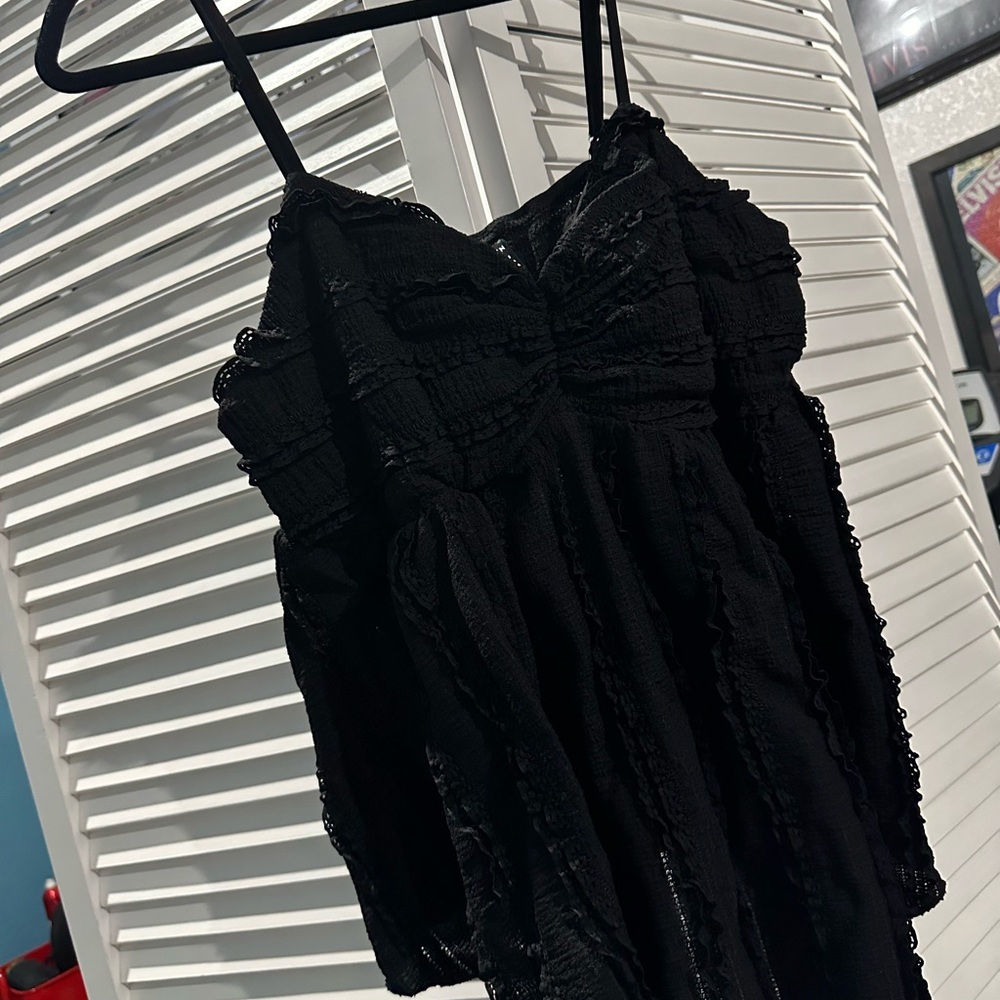 SHEIN Black Textured Sleeveless Top